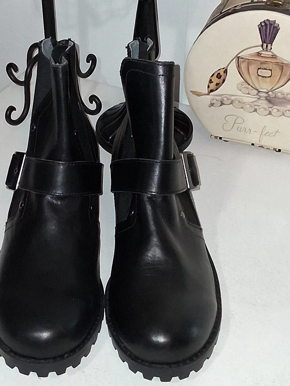 Adrienne Vittadini Black Strappy Women's Ankle Boots Sz 9.5M NWOB
